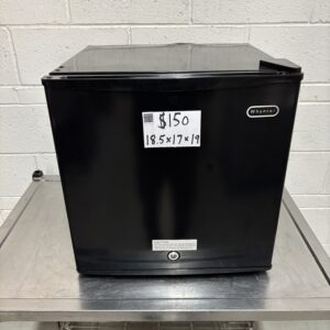 Whynter Compact Countertop Freezer